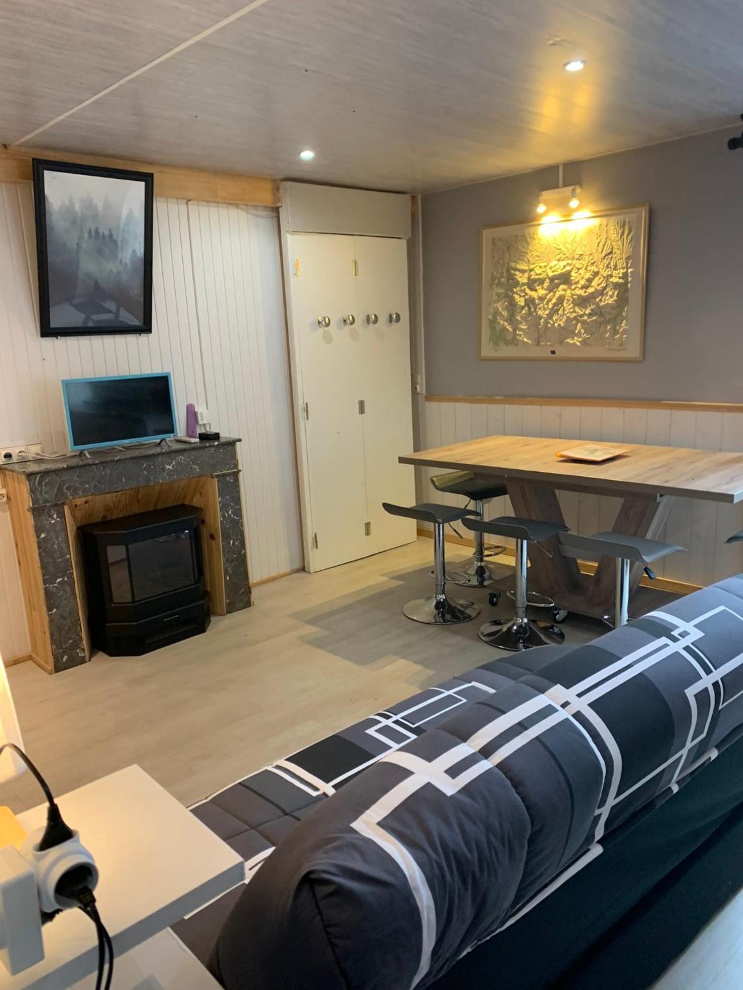 Marie Maxi 2 Adultes Et 2 Enfants - Linge Toilette Et Literie Et Menage Inclus Dans Le Tarif Apartamento Laruns Exterior foto